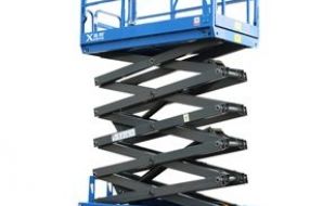 超低液壓升降平臺(tái)在倉(cāng)庫(kù)卸貨的便利性